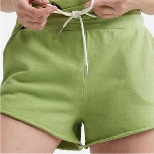 Mate the label 100% organic cotton sweat shorts small